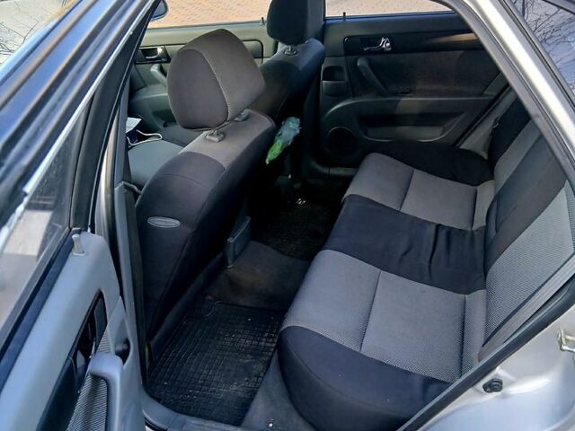 Серый Шевроле Лачетти, объемом двигателя 1.8 л и пробегом 248 тыс. км за 4000 $, фото 9 на Automoto.ua