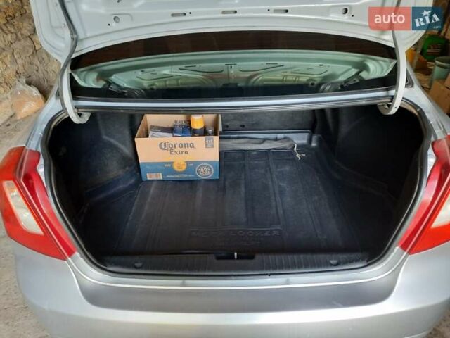 Серый Шевроле Лачетти, объемом двигателя 1.8 л и пробегом 191 тыс. км за 4800 $, фото 25 на Automoto.ua