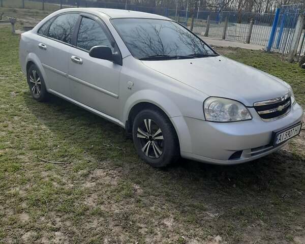 Серый Шевроле Лачетти, объемом двигателя 1.6 л и пробегом 210 тыс. км за 4800 $, фото 5 на Automoto.ua