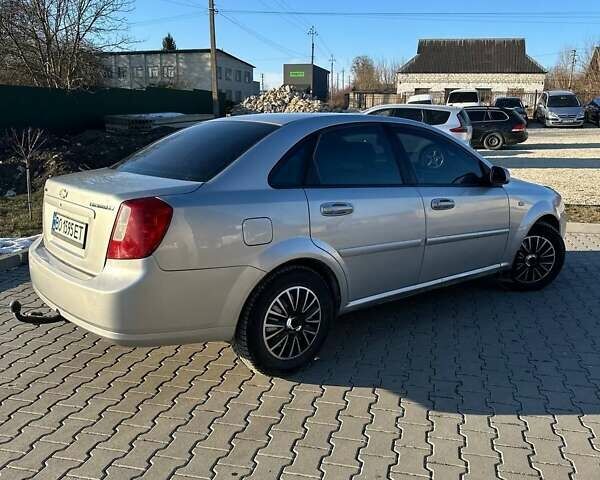 Серый Шевроле Лачетти, объемом двигателя 1.8 л и пробегом 170 тыс. км за 2999 $, фото 11 на Automoto.ua