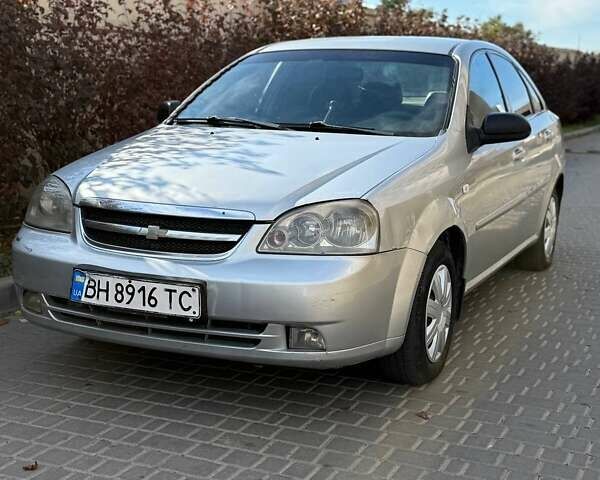 Серый Шевроле Лачетти, объемом двигателя 1.6 л и пробегом 111 тыс. км за 2600 $, фото 1 на Automoto.ua