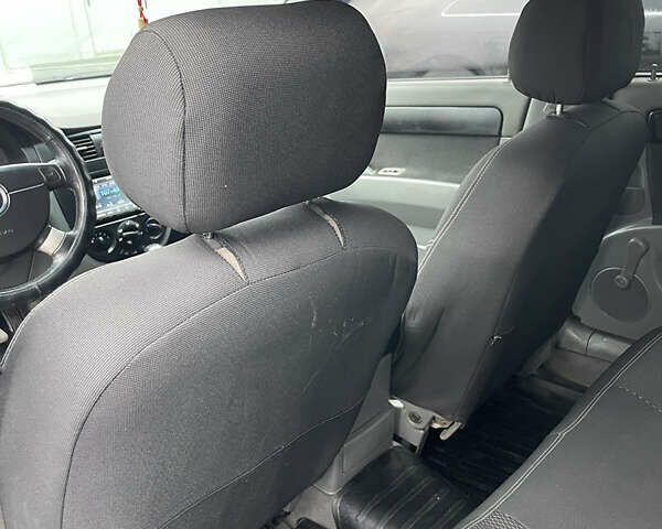 Сірий Шевроле Лачетті, об'ємом двигуна 1.6 л та пробігом 300 тис. км за 3700 $, фото 11 на Automoto.ua