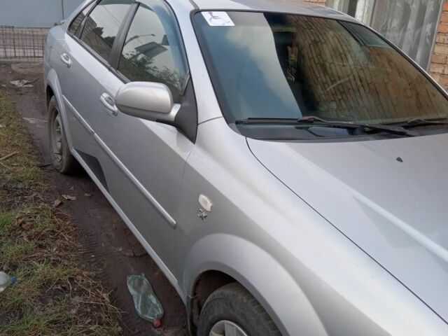 Сірий Шевроле Лачетті, об'ємом двигуна 1.8 л та пробігом 330 тис. км за 4000 $, фото 2 на Automoto.ua