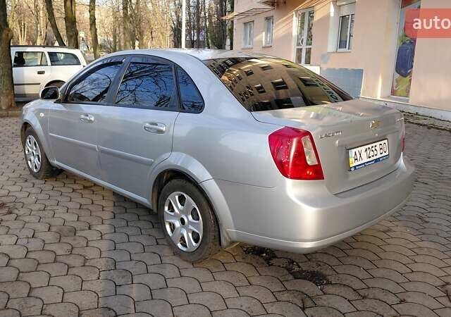 Серый Шевроле Лачетти, объемом двигателя 1.79 л и пробегом 106 тыс. км за 4000 $, фото 2 на Automoto.ua
