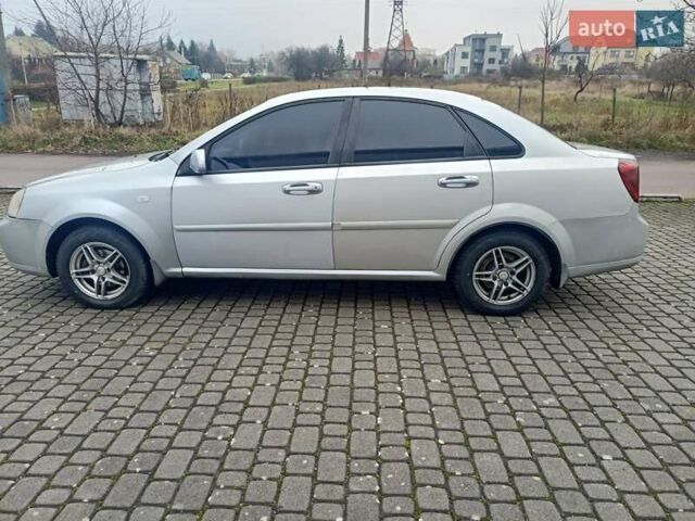 Серый Шевроле Лачетти, объемом двигателя 1.6 л и пробегом 322 тыс. км за 3300 $, фото 10 на Automoto.ua