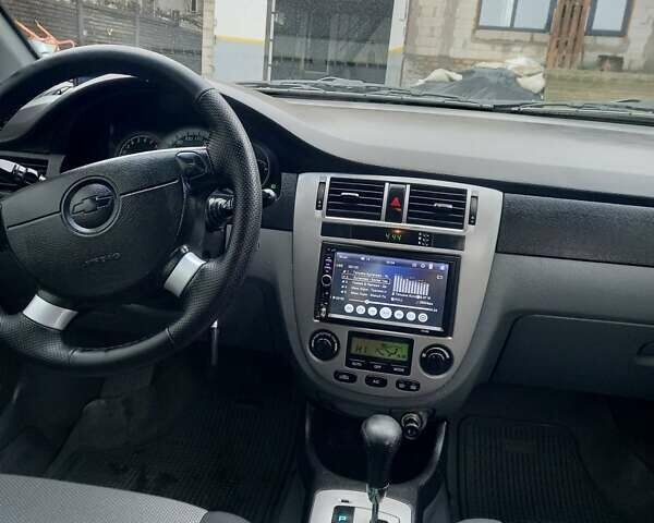 Сірий Шевроле Лачетті, об'ємом двигуна 1.8 л та пробігом 110 тис. км за 5000 $, фото 15 на Automoto.ua