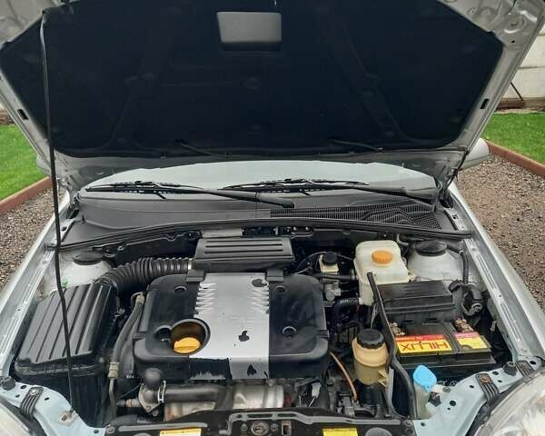 Сірий Шевроле Лачетті, об'ємом двигуна 1.8 л та пробігом 110 тис. км за 5000 $, фото 20 на Automoto.ua