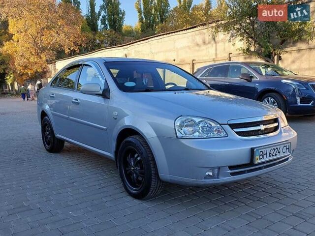Шевроле Лачетти 2008 в Одессе на Automoto.ua Серый Шевроле Лачетти, объемом двигателя 1.8 л и пробегом 67 тыс. км за 5700 $, фото 2 на Automoto.ua