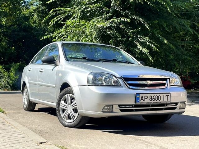 Серый Шевроле Лачетти, объемом двигателя 1.6 л и пробегом 240 тыс. км за 2700 $, фото 4 на Automoto.ua