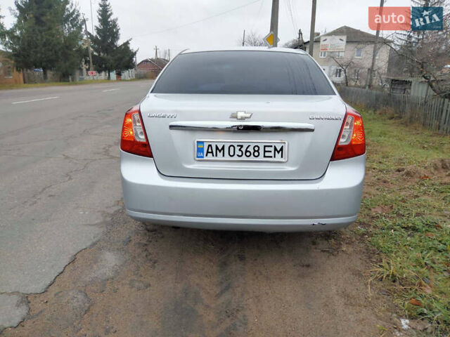 Серый Шевроле Лачетти, объемом двигателя 1.6 л и пробегом 220 тыс. км за 3850 $, фото 2 на Automoto.ua