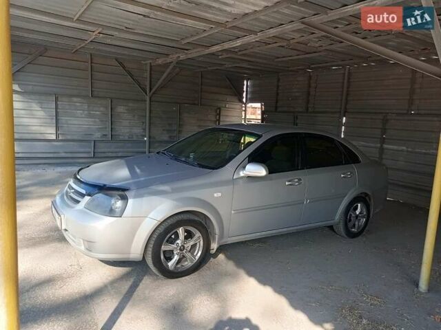 Серый Шевроле Лачетти, объемом двигателя 1.8 л и пробегом 193 тыс. км за 5400 $, фото 12 на Automoto.ua