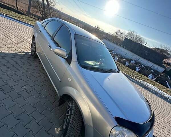 Серый Шевроле Лачетти, объемом двигателя 1.8 л и пробегом 170 тыс. км за 2999 $, фото 21 на Automoto.ua