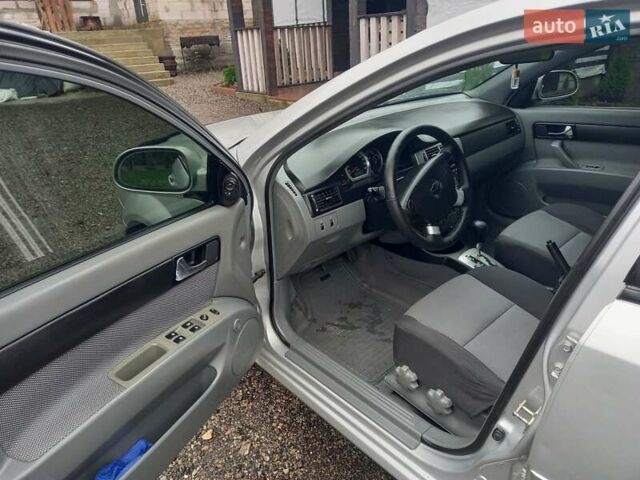 Сірий Шевроле Лачетті, об'ємом двигуна 1.8 л та пробігом 110 тис. км за 5000 $, фото 10 на Automoto.ua