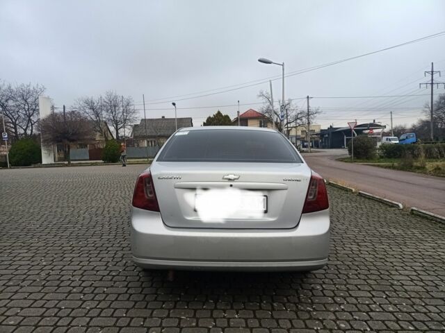 Серый Шевроле Лачетти, объемом двигателя 1.6 л и пробегом 322 тыс. км за 3300 $, фото 1 на Automoto.ua