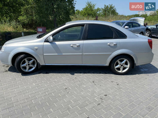 Сірий Шевроле Лачетті, об'ємом двигуна 1.8 л та пробігом 217 тис. км за 3700 $, фото 2 на Automoto.ua