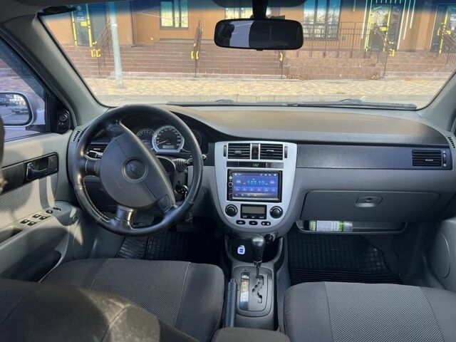 Сірий Шевроле Лачетті, об'ємом двигуна 1.8 л та пробігом 218 тис. км за 4900 $, фото 7 на Automoto.ua