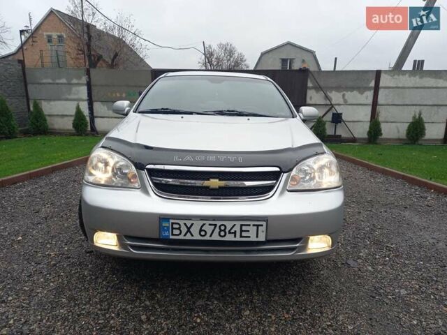 Сірий Шевроле Лачетті, об'ємом двигуна 1.8 л та пробігом 110 тис. км за 5000 $, фото 1 на Automoto.ua