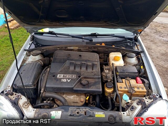 Серый Шевроле Лачетти, объемом двигателя 1.6 л и пробегом 200 тыс. км за 4550 $, фото 7 на Automoto.ua