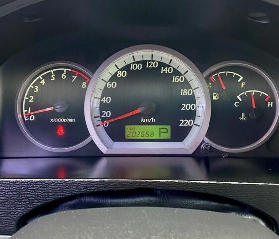 Серый Шевроле Лачетти, объемом двигателя 1.8 л и пробегом 202 тыс. км за 5800 $, фото 3 на Automoto.ua