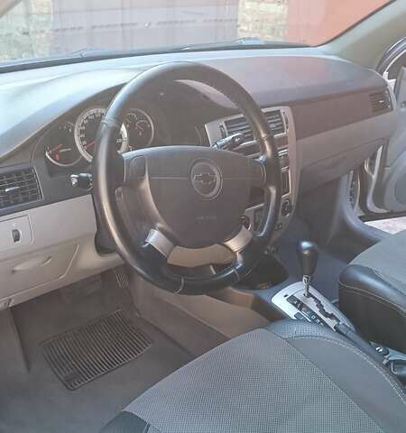 Серый Шевроле Лачетти, объемом двигателя 1.8 л и пробегом 141 тыс. км за 5200 $, фото 9 на Automoto.ua