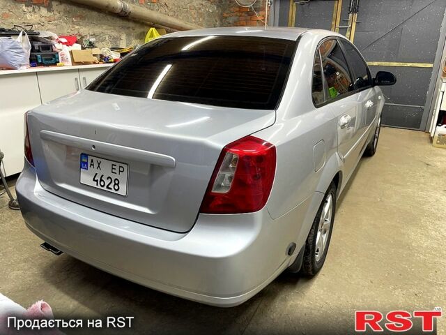 Серый Шевроле Лачетти, объемом двигателя 1.6 л и пробегом 292 тыс. км за 3800 $, фото 1 на Automoto.ua