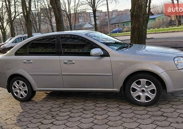 Серый Шевроле Лачетти, объемом двигателя 1.79 л и пробегом 106 тыс. км за 4000 $, фото 8 на Automoto.ua