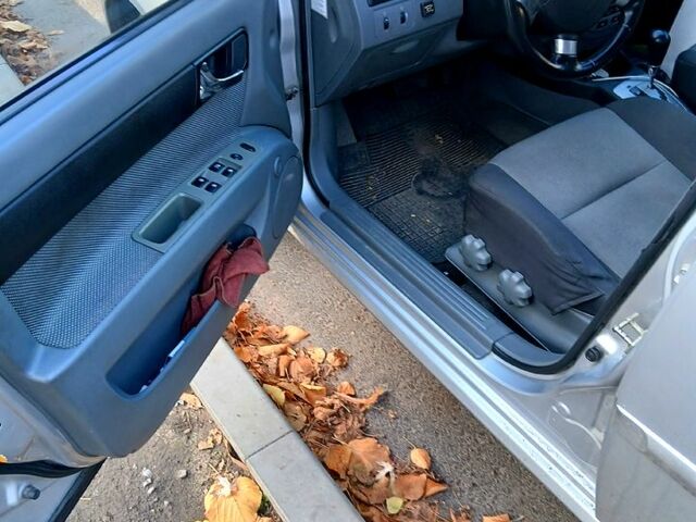 Серый Шевроле Лачетти, объемом двигателя 1.8 л и пробегом 248 тыс. км за 4000 $, фото 11 на Automoto.ua