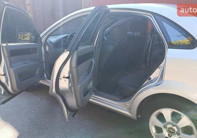 Серый Шевроле Лачетти, объемом двигателя 1.8 л и пробегом 141 тыс. км за 5200 $, фото 10 на Automoto.ua