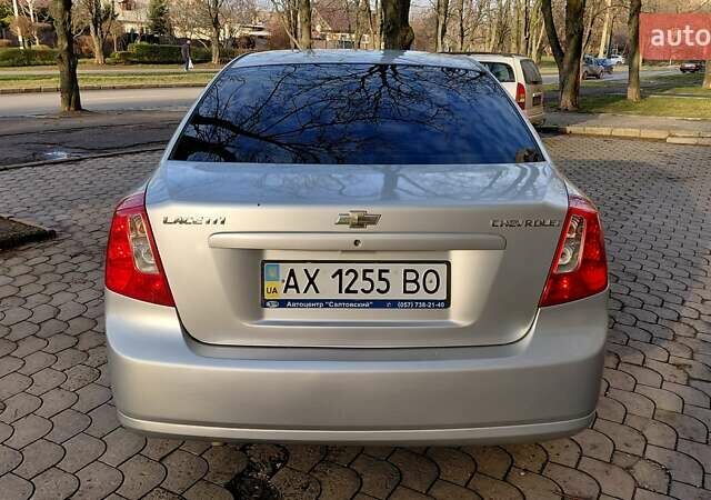 Серый Шевроле Лачетти, объемом двигателя 1.79 л и пробегом 106 тыс. км за 4000 $, фото 4 на Automoto.ua