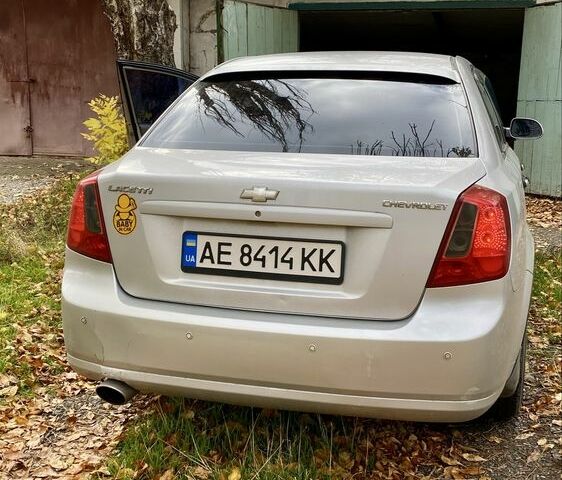 Серый Шевроле Лачетти, объемом двигателя 1.8 л и пробегом 202 тыс. км за 5800 $, фото 7 на Automoto.ua