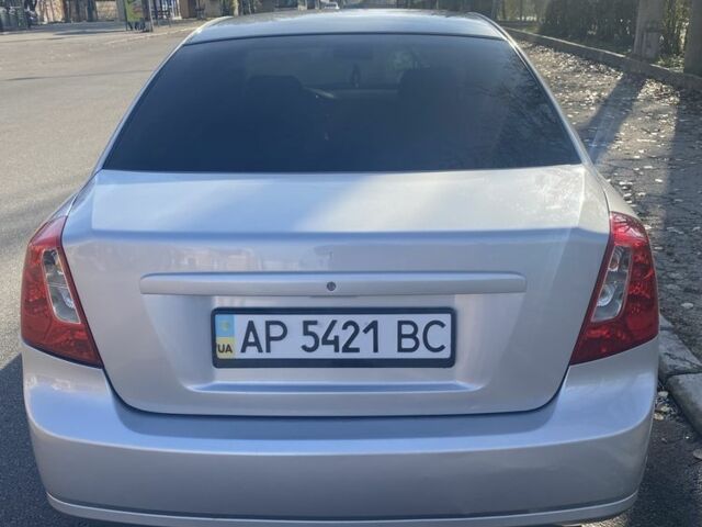 Серый Шевроле Лачетти, объемом двигателя 1.8 л и пробегом 142 тыс. км за 5000 $, фото 1 на Automoto.ua