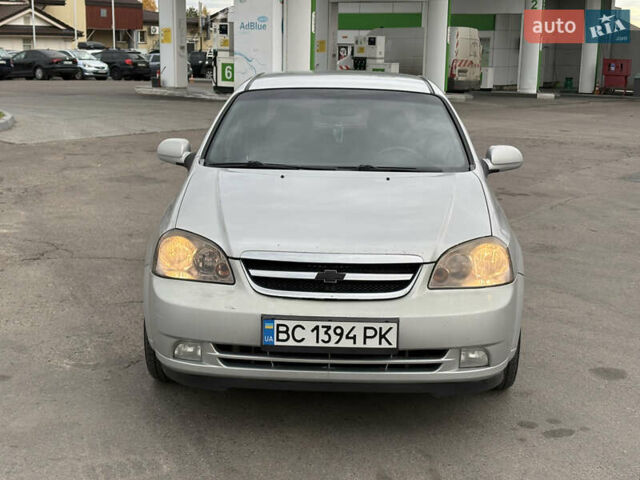 Серый Шевроле Лачетти, объемом двигателя 1.8 л и пробегом 224 тыс. км за 3999 $, фото 5 на Automoto.ua
