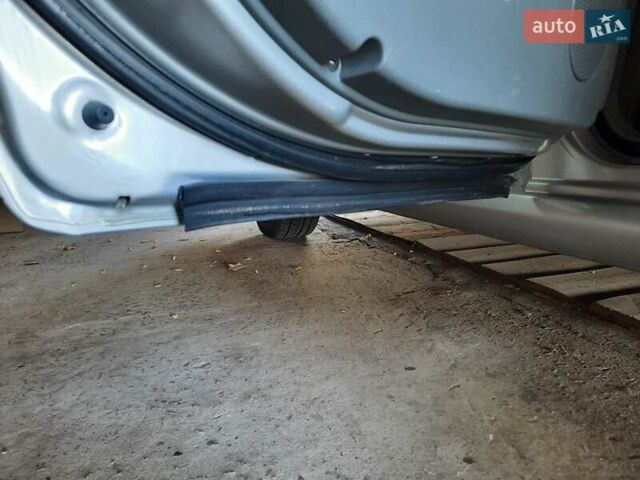 Серый Шевроле Лачетти, объемом двигателя 1.8 л и пробегом 191 тыс. км за 5000 $, фото 18 на Automoto.ua