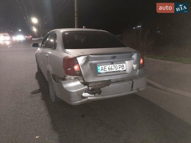 Серый Шевроле Лачетти, объемом двигателя 1.6 л и пробегом 311 тыс. км за 2700 $, фото 5 на Automoto.ua