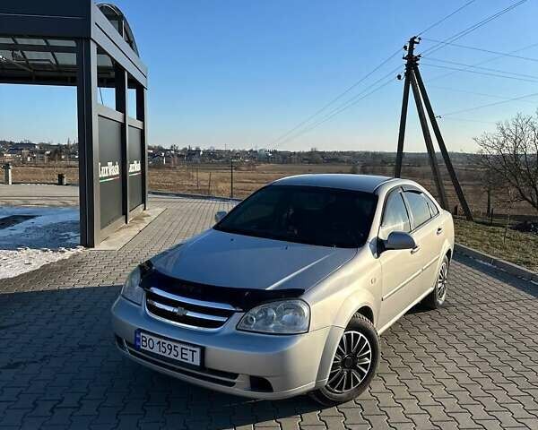 Серый Шевроле Лачетти, объемом двигателя 1.8 л и пробегом 170 тыс. км за 2999 $, фото 9 на Automoto.ua