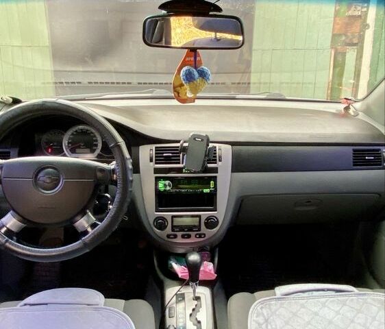 Серый Шевроле Лачетти, объемом двигателя 1.8 л и пробегом 202 тыс. км за 5800 $, фото 4 на Automoto.ua