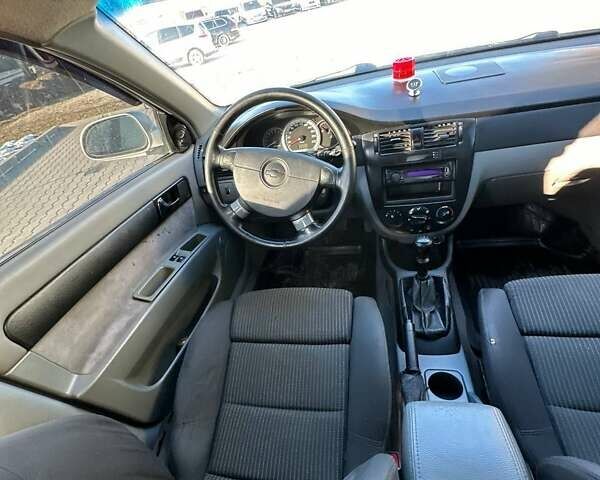 Серый Шевроле Лачетти, объемом двигателя 1.8 л и пробегом 170 тыс. км за 2999 $, фото 13 на Automoto.ua