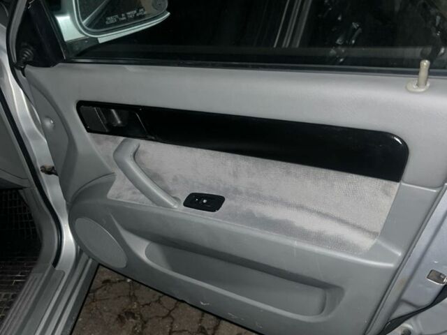 Серый Шевроле Лачетти, объемом двигателя 1.6 л и пробегом 197 тыс. км за 3200 $, фото 5 на Automoto.ua