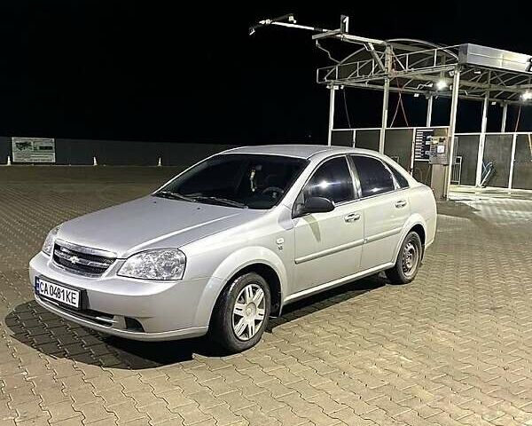 Серый Шевроле Лачетти, объемом двигателя 1.6 л и пробегом 156 тыс. км за 3800 $, фото 1 на Automoto.ua