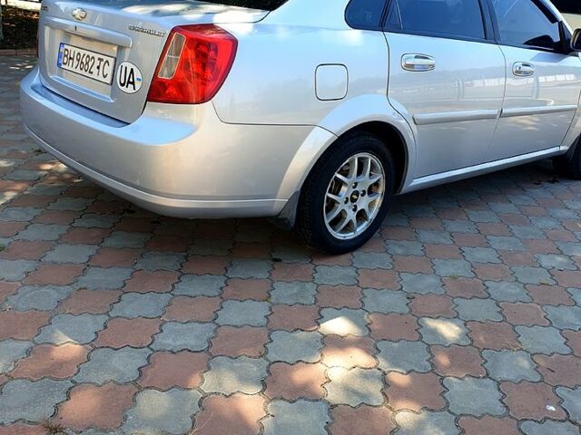 Серый Шевроле Лачетти, объемом двигателя 1.8 л и пробегом 146 тыс. км за 4000 $, фото 11 на Automoto.ua