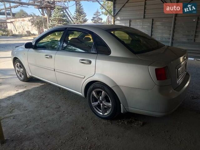 Серый Шевроле Лачетти, объемом двигателя 1.8 л и пробегом 193 тыс. км за 5400 $, фото 5 на Automoto.ua