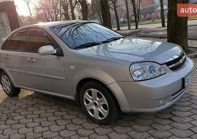 Серый Шевроле Лачетти, объемом двигателя 1.79 л и пробегом 106 тыс. км за 4000 $, фото 9 на Automoto.ua