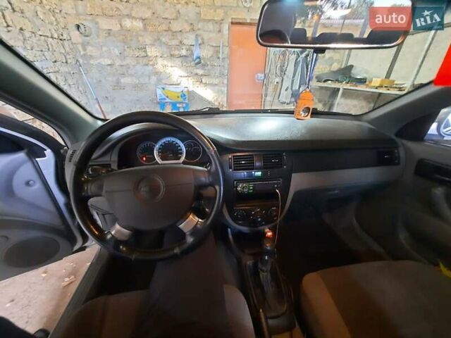 Серый Шевроле Лачетти, объемом двигателя 1.8 л и пробегом 191 тыс. км за 4800 $, фото 21 на Automoto.ua