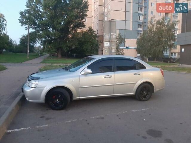 Серый Шевроле Лачетти, объемом двигателя 1.6 л и пробегом 311 тыс. км за 2700 $, фото 3 на Automoto.ua