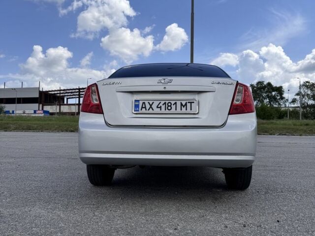 Серый Шевроле Лачетти, объемом двигателя 1.8 л и пробегом 222 тыс. км за 4450 $, фото 2 на Automoto.ua