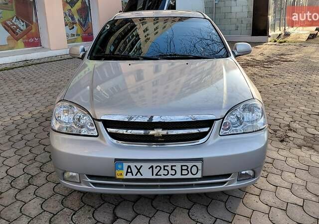 Серый Шевроле Лачетти, объемом двигателя 1.79 л и пробегом 106 тыс. км за 4000 $, фото 11 на Automoto.ua