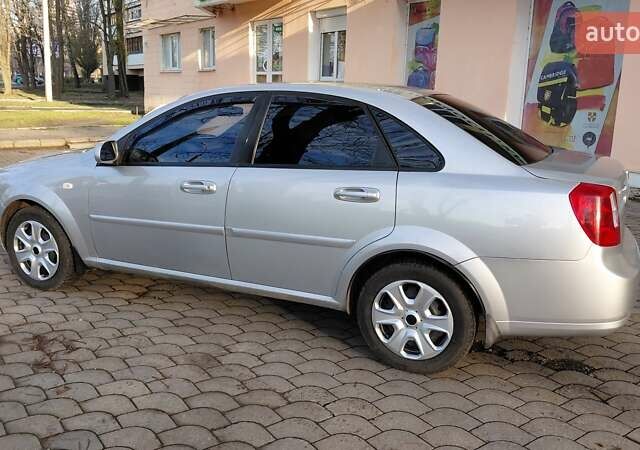 Серый Шевроле Лачетти, объемом двигателя 1.79 л и пробегом 106 тыс. км за 4000 $, фото 15 на Automoto.ua