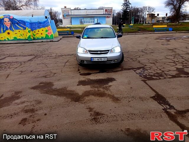 Серый Шевроле Лачетти, объемом двигателя 1.6 л и пробегом 200 тыс. км за 4550 $, фото 2 на Automoto.ua