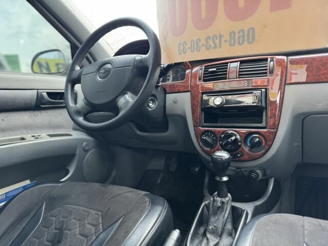 Сірий Шевроле Лачетті, об'ємом двигуна 1.6 л та пробігом 250 тис. км за 3850 $, фото 11 на Automoto.ua