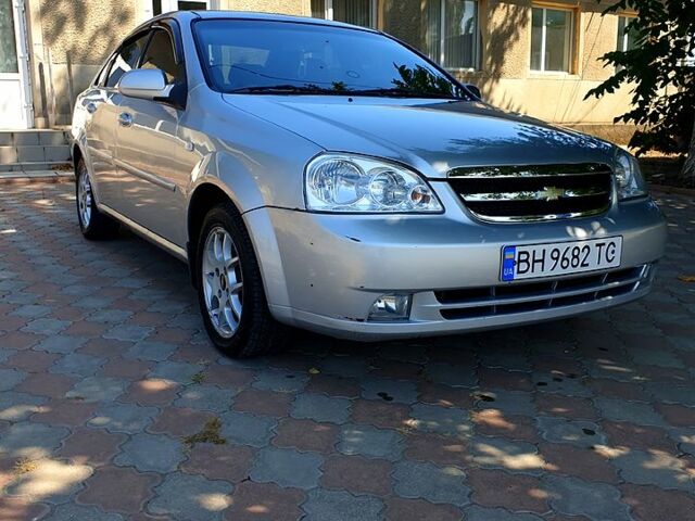 Серый Шевроле Лачетти, объемом двигателя 1.8 л и пробегом 146 тыс. км за 4000 $, фото 9 на Automoto.ua